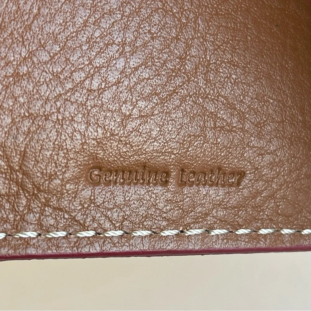 Fossil Floral Passport Leather Wallet & Zip Up For 6 cards Compartment . - Picture 9 of 14